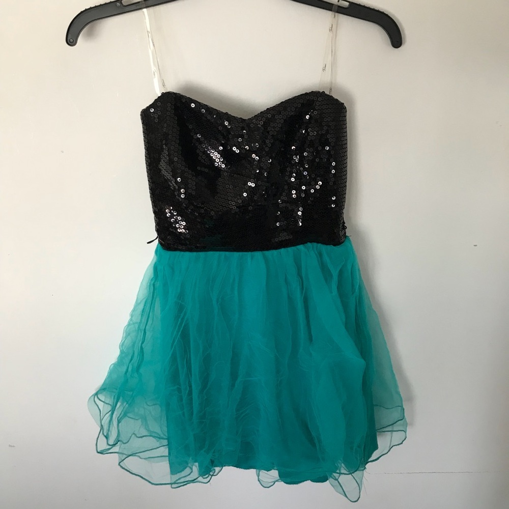 Sequence Homecoming Dress